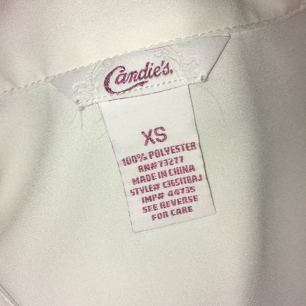 White button up - Picture 2 of 4
